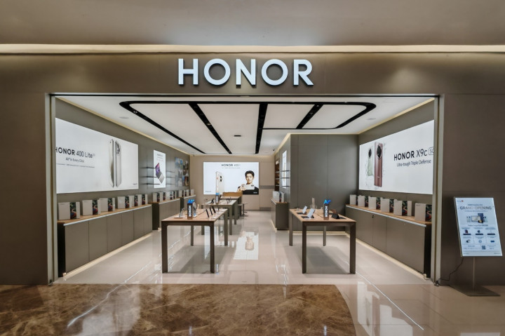 Honor Buka Experience Store Baru di Emporium Pluit Mall