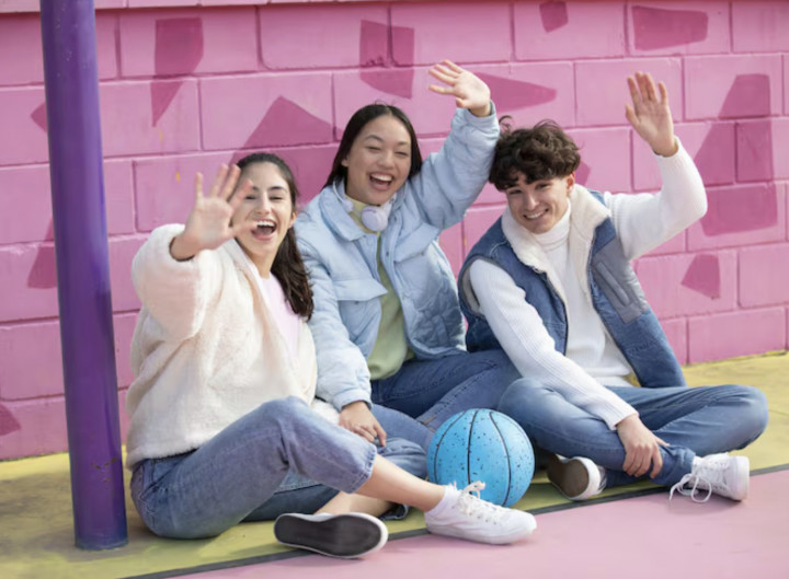 Soft Clubbing: Tren Gen Z yang Bikin Sehat