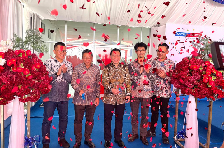 Isuzu Resmikan Dealer di Kendari, Perkuat Layanan di Sulawesi Tenggara