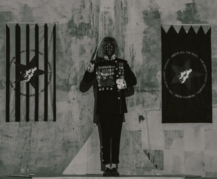 Kenalan dengan Kabeaushé, Musisi Kelahiran Kenya yang Unik