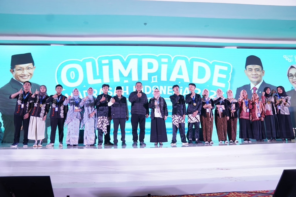 Pemenang Olimpiade Madrasah Indonesia (OMI) 2025 tingkat nasional bidang sanis. DOK Kemenag