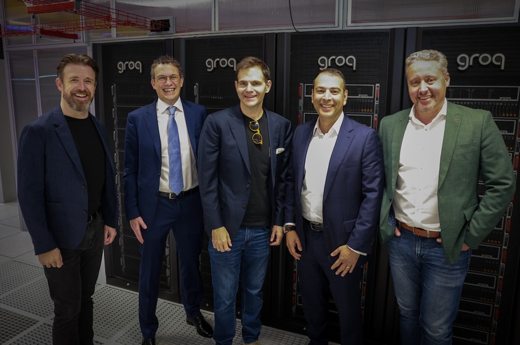 Groq dan Equinix memperkuat infrastruktur AI Asia Pasifik dengan inferensi cepat, latensi rendah, dan kepatuhan kedaulatan data melalui pusat data regional.