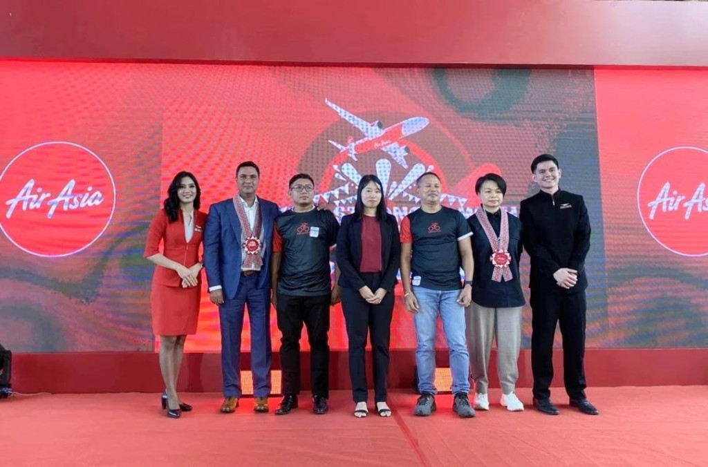 AirAsia Aviation Group memperkenalkan inisiatif ‘To the Philippines with Love’. Foto: AirAsia