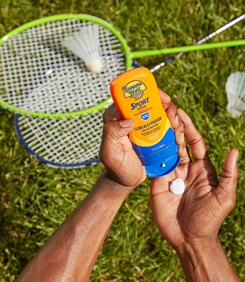 Rekomendasi Sunscreen SPF 100, Jos Banget Buat Halau Sinar UV!