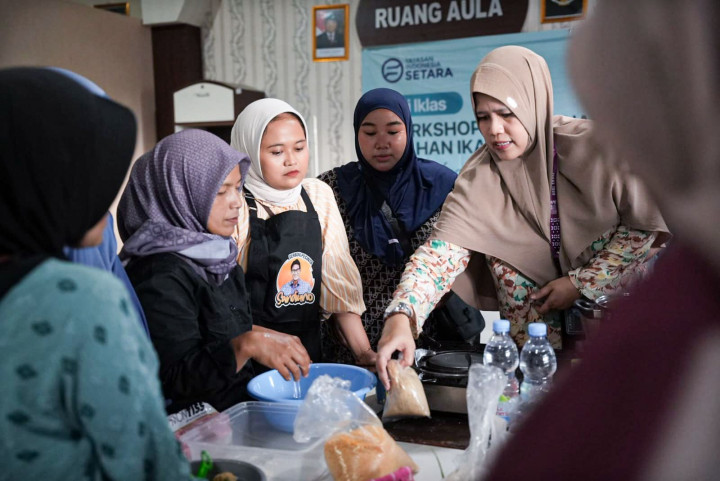 UMKM Olahan Ikan Ciptakan Kemandirian Perempuan Tasikmalaya