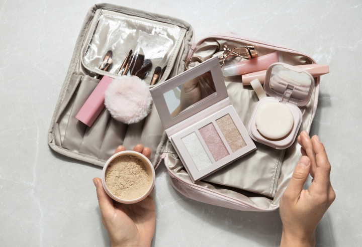 Mudah Dibawa, Ini Rekomendasi 5 Make up Sachet Under Rp30 Ribuan