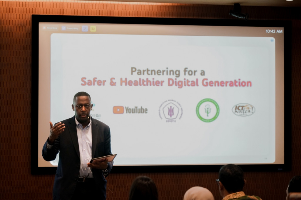 Dr. Garth Graham, Global Head of Healthcare untuk YouTube & Google Health. 