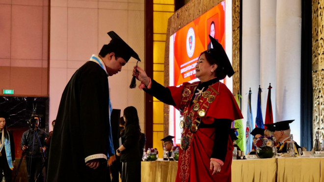 Wisuda LSPR November 2025. 