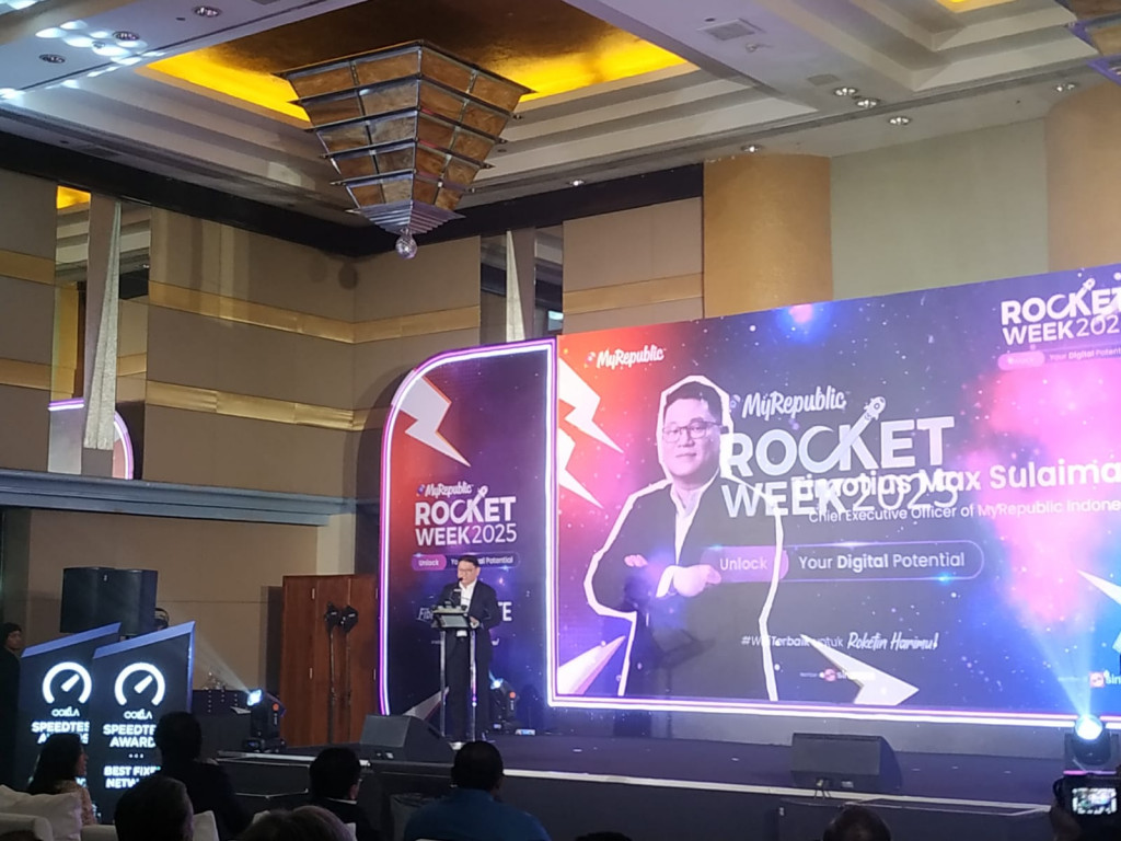 CEO MyRepublic Indonesia, Timotius Max Sulaiman dalam pembukaan MyRepublic Rocket Week 2025 di Jakarta, Jumat 21 November 2025 (Foto: Medcom.id/Syahrul Ramadhan)