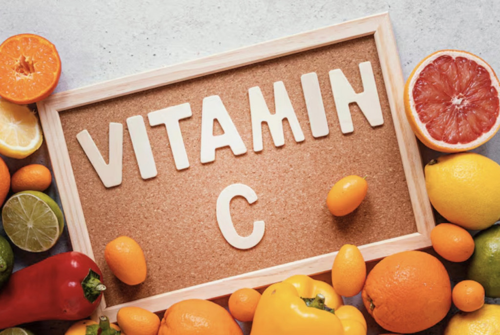 Buah-buahan sitrus adalah sumber vitamin C yang luar biasa. ilustrasi freepik