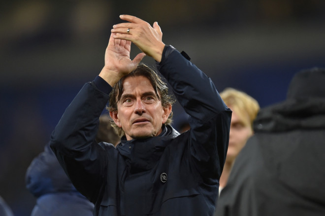 Pelatih Tottenham Hotspur, Thomas Frank (AFP/Peter Powell)