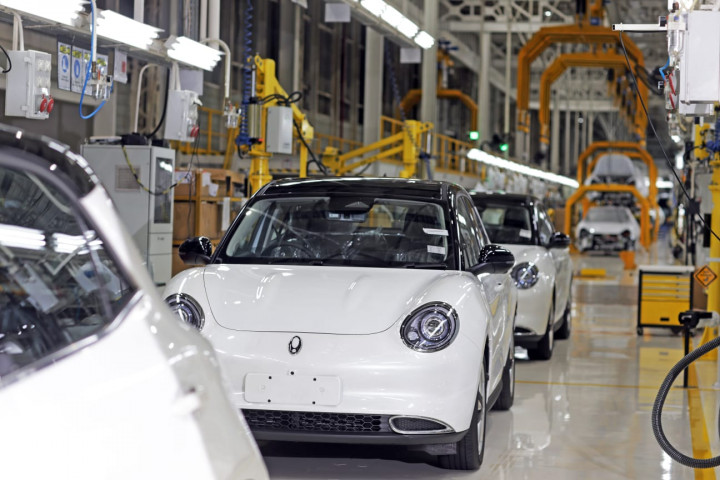 GWM Mulai Rakit Lokal Mobil Listrik Ora 03, TKDN Capai 40 Persen