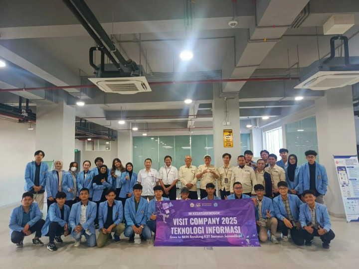 Pengenalan Aplikasi Nyata AI dan IoT pada Sivitas Akademika