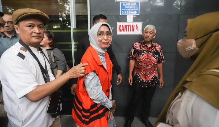 Dapat Rehabiliasi dari Presiden, Eks Dirut ASDP Ira Puspadewi Kuliah S1-S3 di Kampus Ini