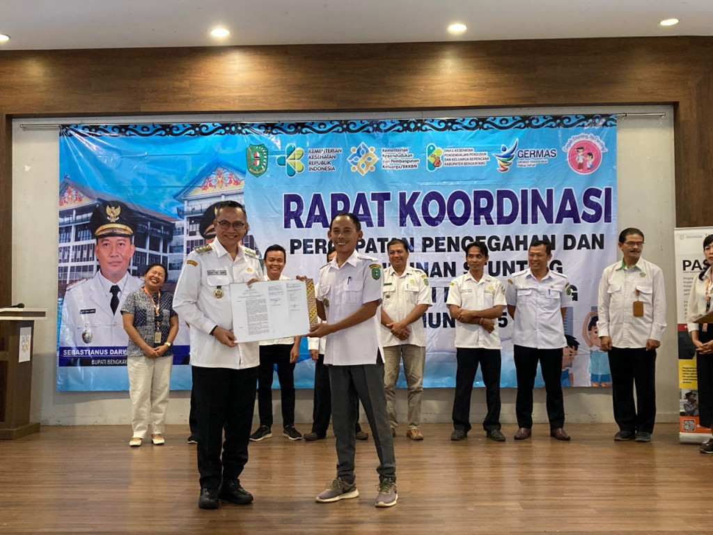Penandatanganan SK Desa Model Dalam Percepatan Pencegahan dan Penurunan Stunting Kabupaten Bengkayang. Medcom.id/Renatha Swasty