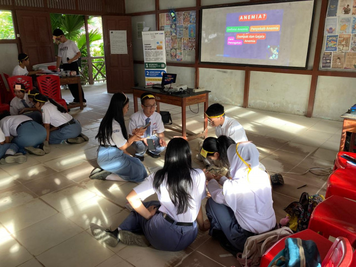 Pahami Soal Anemia, Siswa di Bengkayang Belajar Sambil Main