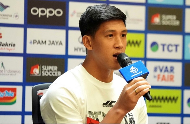 Striker Persija Eksel Runtukahu Janji Raih Tiga Poin Lawan PSIM