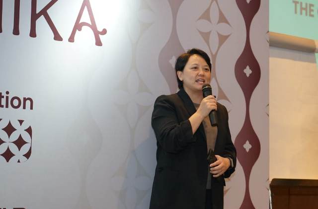 Ketua Panitia Keramika Indonesia 2026 Desi Natalia. Foto: Keramika Indonesia