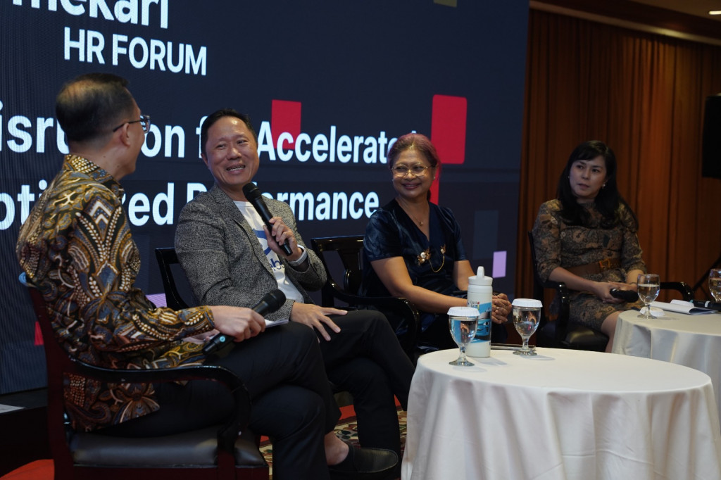 R Forum bertajuk Navigating Disruption for Accelerated Revenue & Optimized Performance