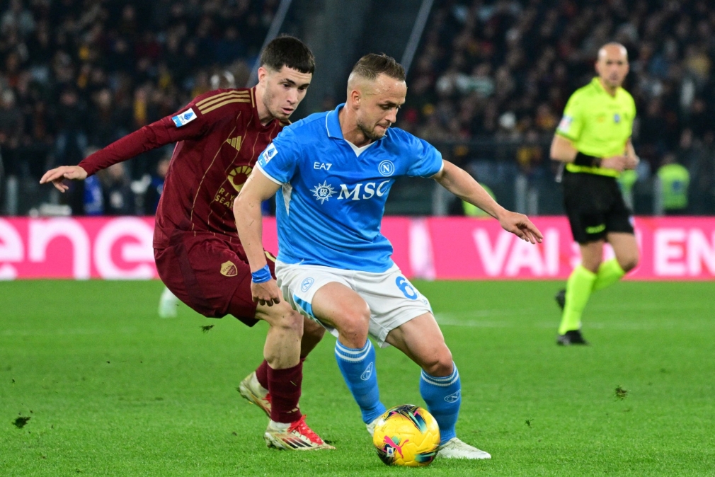 Suasana pertandingan AS Roma vs Napoli (AFP/Tiziana Fabi)