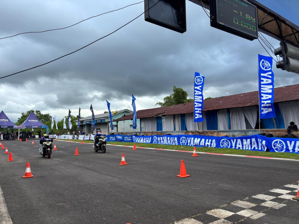Yamaha Cup Race jadi arena pembuktian aki motor HiTEQ. dok ist