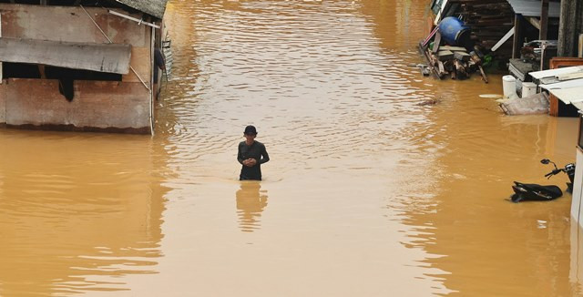  Cermati penyakit apa saja yang bisa muncul usai banjir dan apa gejalanya. (Foto: Ilustrasi/Dok. Unsplash.com)
