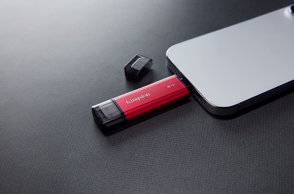 Kingston Dual Portable SSD.