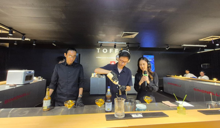 Di Blok M, Makmur Jaya Bongkar Resep 3 Menu Eksklusif ala Luar Angkasa