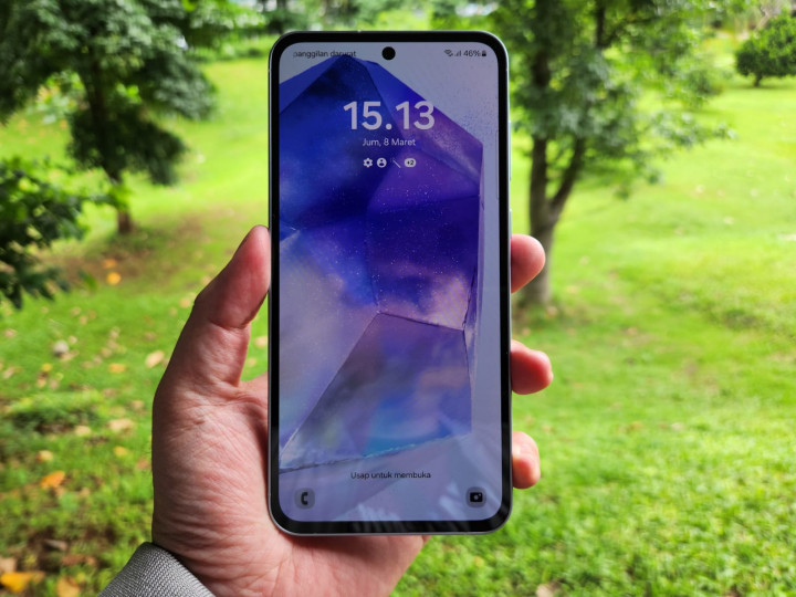 Kelas Menengah Rasa Flagship, Ini HP 5 Jutaan Terbaik 2025