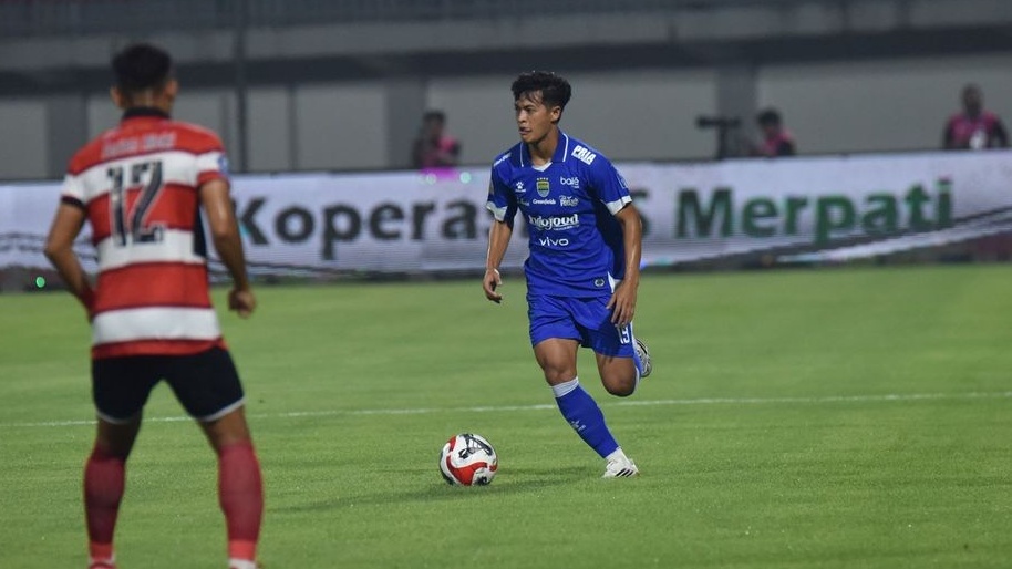 Bek Persib Bandung, Alfeandra Dewangga (dok. Persib Bandung)