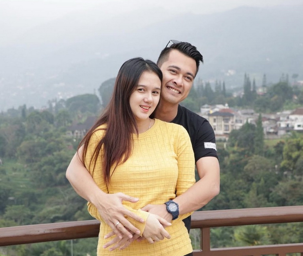 Eza Gionino dan Meiza Aulia (Foto: Instagram)