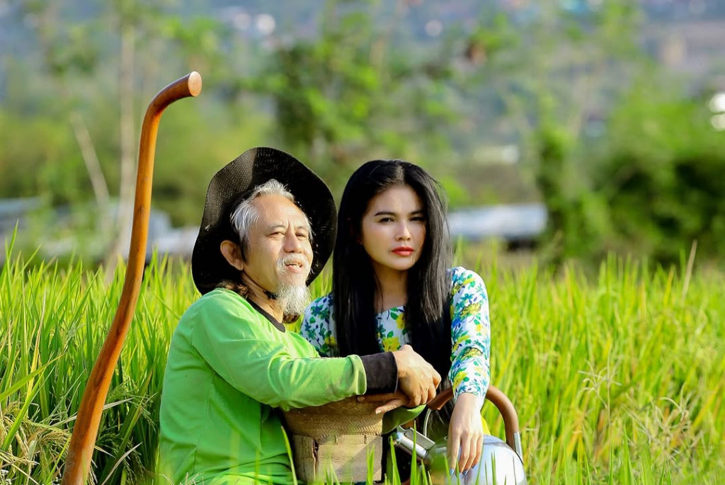 Epy Kusnandar dan Karina Ranau (Foto: Instagram/karinaranau9)