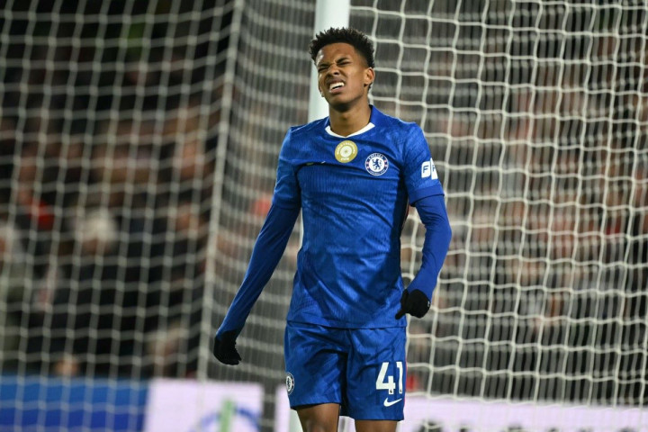 Emosi saat Menghadapi Leeds, Chelsea Buru-buru Menarik Keluar Estevao