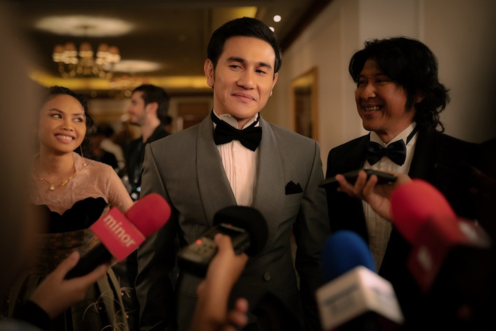 Sinopsis Lupa Daratan, Film Komedi Netflix Terbaru Ernest Prakasa