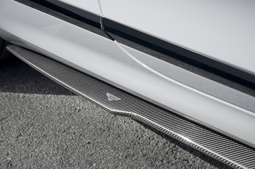 Bentley Motors resmi memperkenalkan Carbon Fibre Styling Specification generasi terbaru. Bentley
