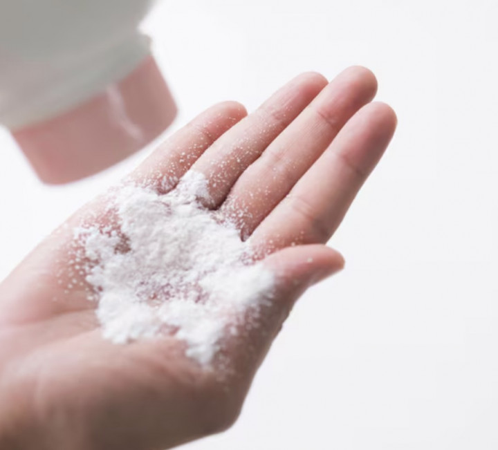 5 Rekomendasi Bedak Salicyl untuk Atasi Gatal saat Panas
