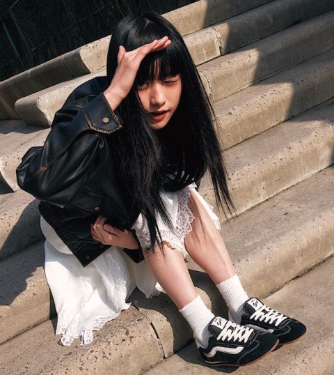   Ada beberapa rekomendasi sepatu Vans yang diskon di Foot Locker. (Foto: Dok. Vans)