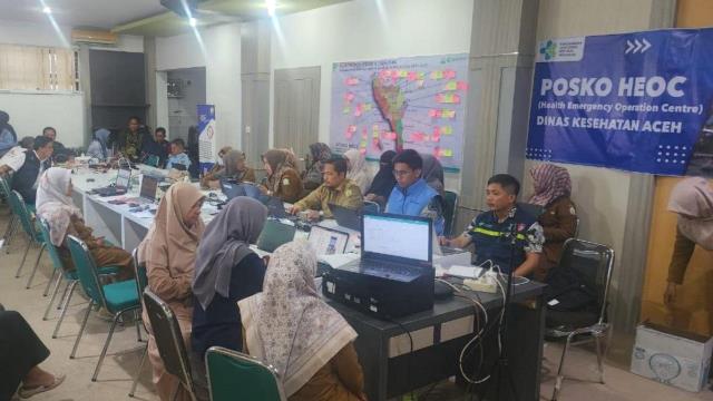  Kemenkes perkuat jaringan komunikasi darurat di tiga provinsi terdampak bencana di Sumatra. (Foto: Dok. Birkom Kemenkes)