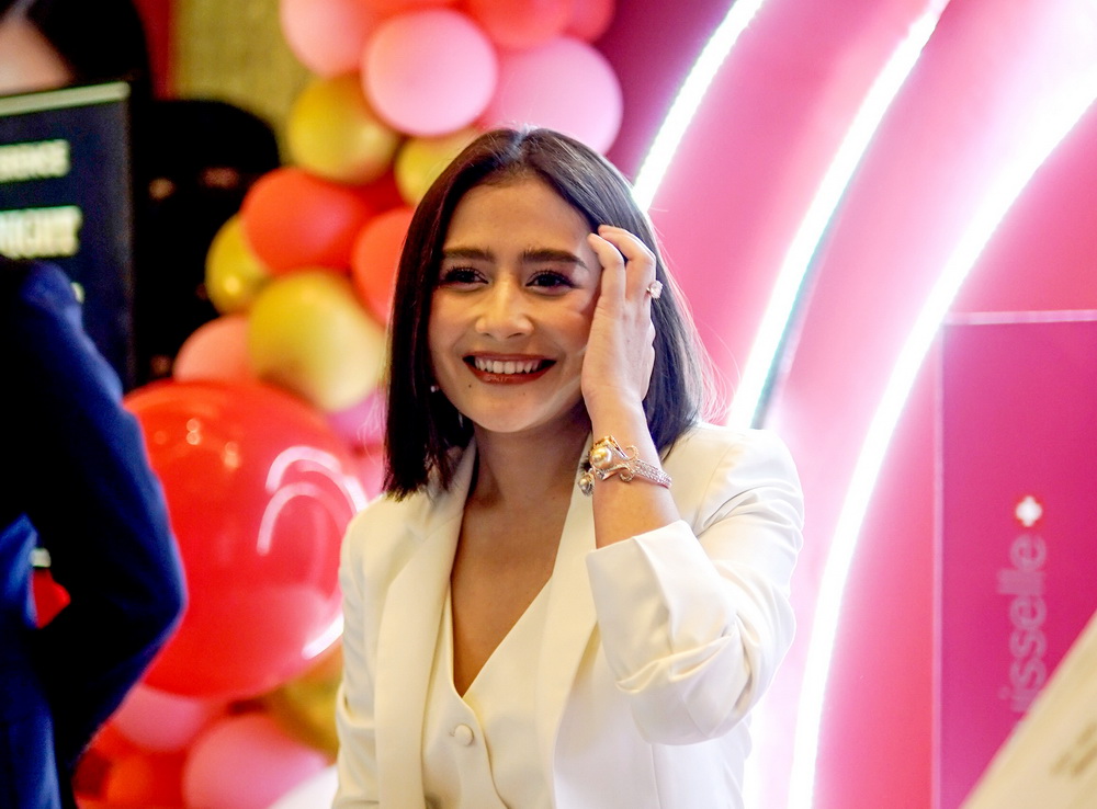 Prilly Latuconsina (Foto:Instagram)