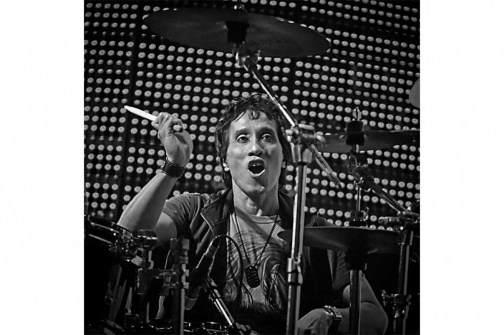 Penyebab Meninggalnya Mantan Drummer God Bless Yaya Moektio