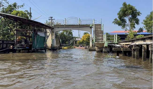 Mengingat banjir masih berlangsung, perlu sekali untuk tahu cara pertolongan pertamanya.Ilustrasi Freepik