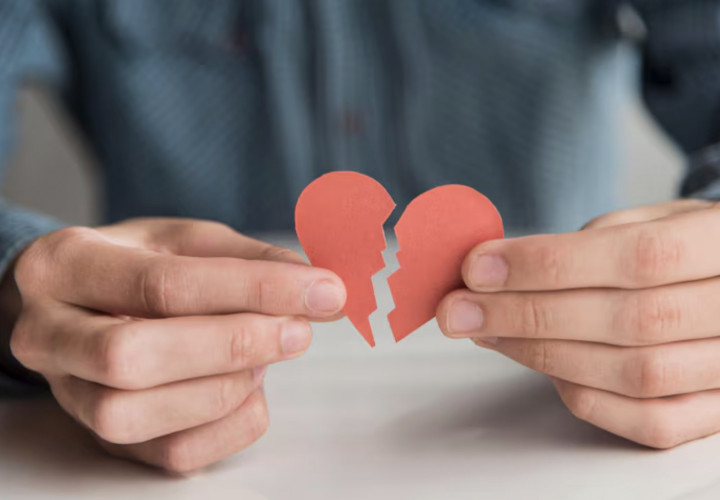 Benarkah Hubungan Beda Usia Rentan Berakhir? Ini Penjelasan Ahli