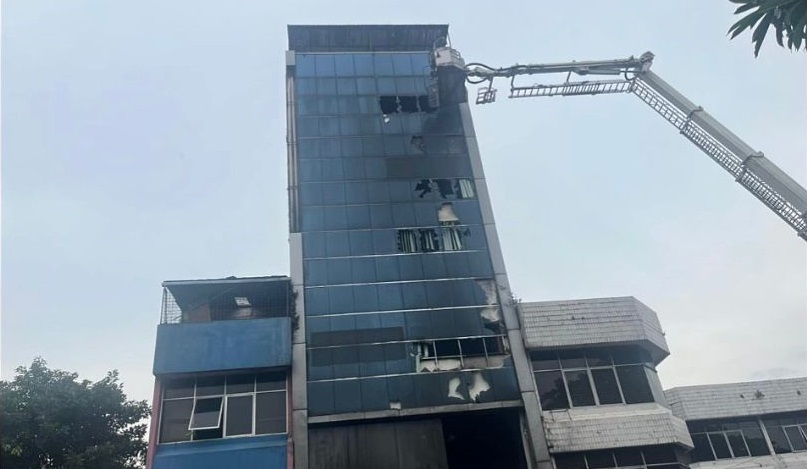 Gedung Terra Drone pasca kebakaran. (dok tangkapan layar)