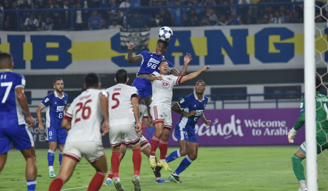 Penyerang Persib Bandung, Ramon Tanque, mencetak gol ke gawang Bangkok United (dok. Persib)