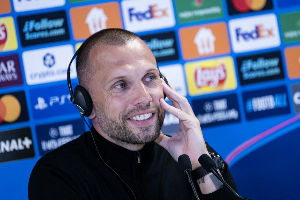 John Heitinga. (Photo by MIGUEL MEDINA / AFP)
