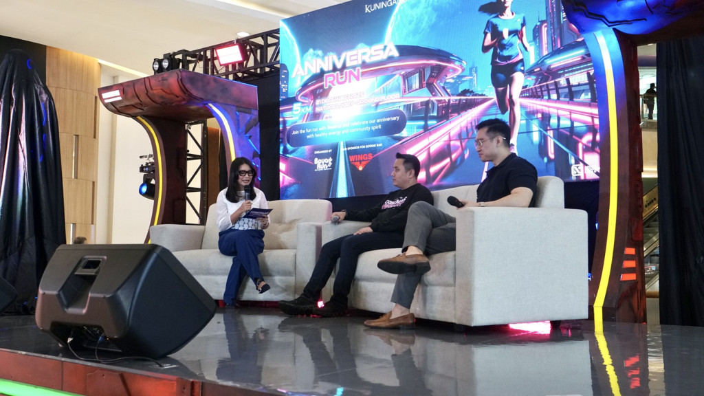 Kuningan City Mall memperkenalkan inovasi terbaru yang menjadi langkah awal menuju hi-tech mall di Jakarta dengan meluncurkan Prototype Customer Service AI Robot