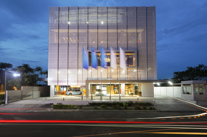 BMW & MINI Buka Dealer di Bekasi, Jual Sportcar M