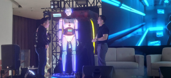 Kuningan City Buat Terobosan CS AI Robot Pertama untuk Pusat Perbelanjaan