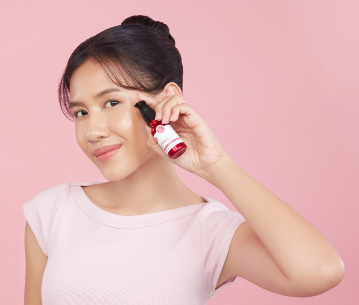 Shenina Cinnamon Soroti Inovasi Retinoid Tiga Lapis di Dunia Kecantikan Lokal