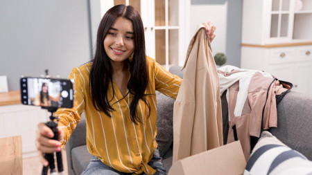 Apa Itu Preloved? Ini Bedanya dengan Thrift